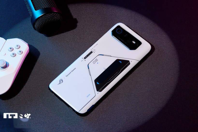 腾讯 ROG 游戏手机 6 / Pro 公开内核源码并支持解锁 bootloader
