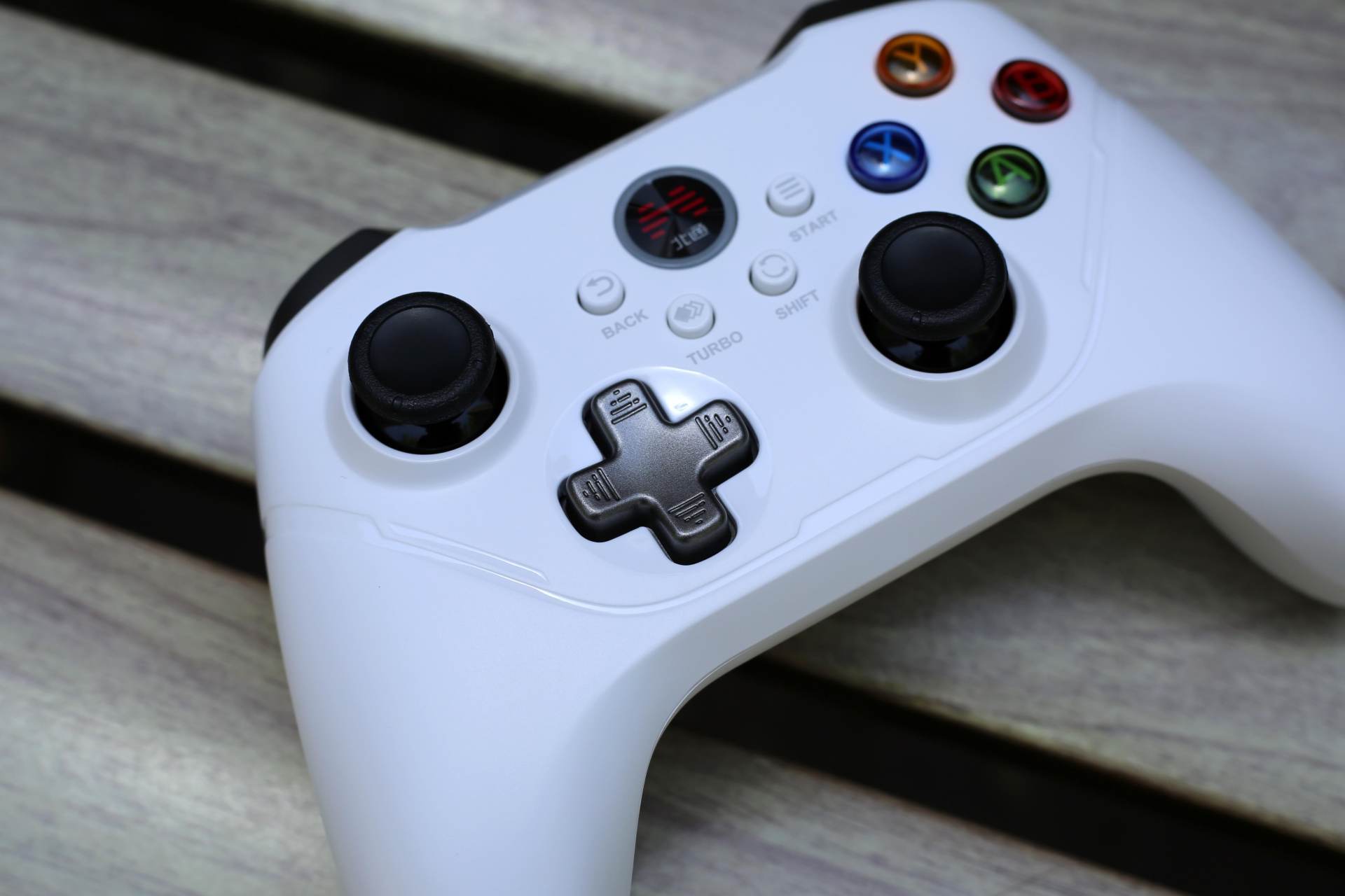 玩遍三大平台<strong></p>
<p>火币Pro平台</strong>，北通阿修罗2Pro多模版体验