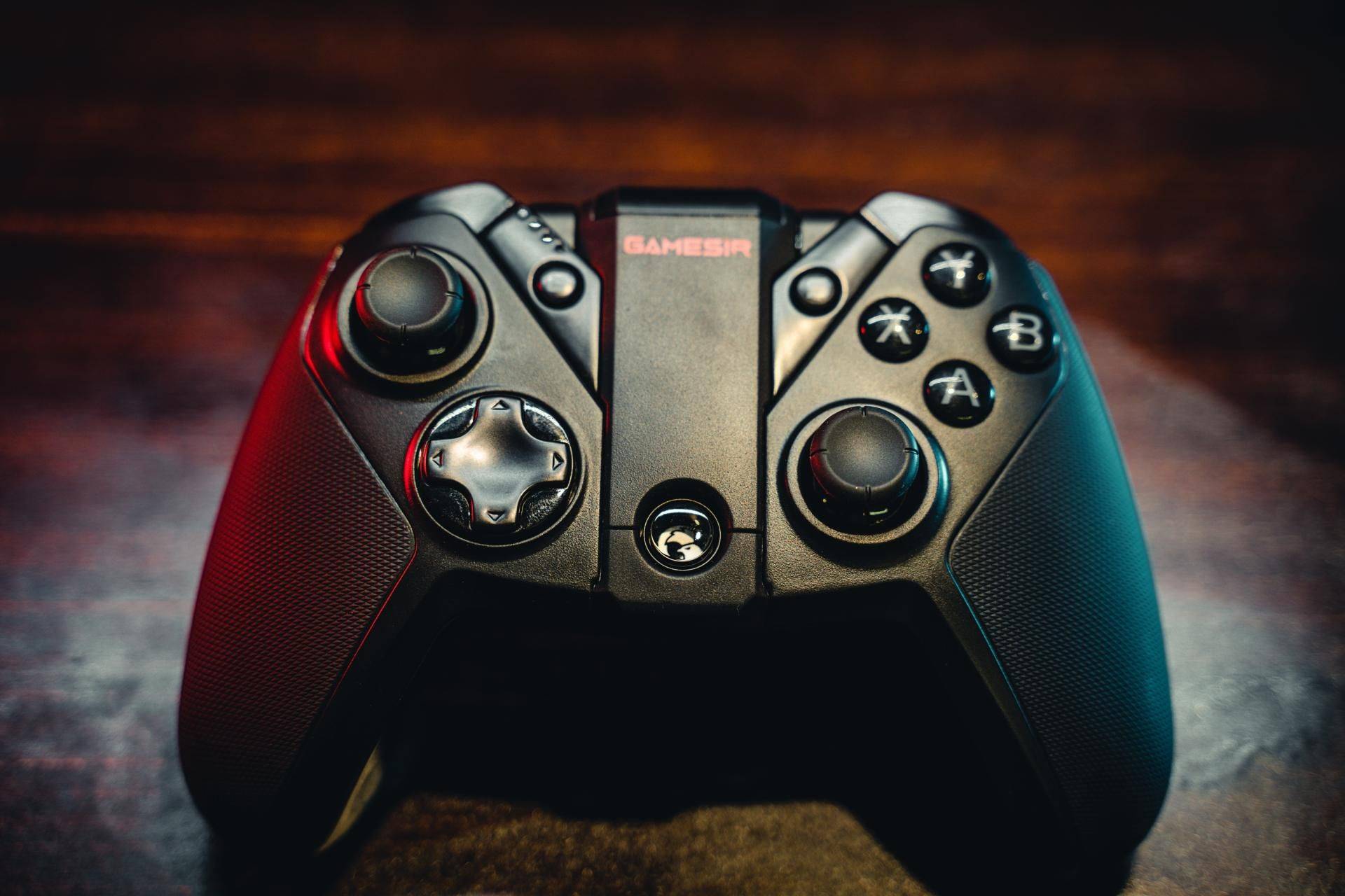 更适合移动平台的一款手柄：盖世小鸡 G4 Pro