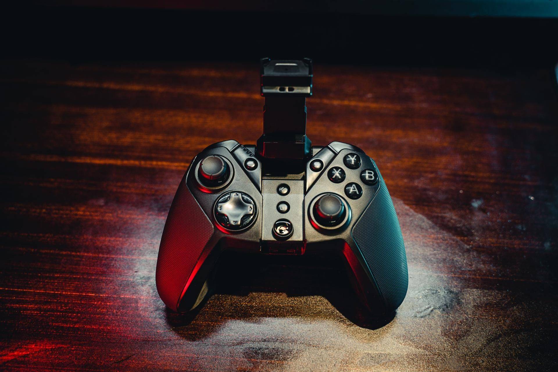 更适合移动平台的一款手柄：盖世小鸡 G4 Pro