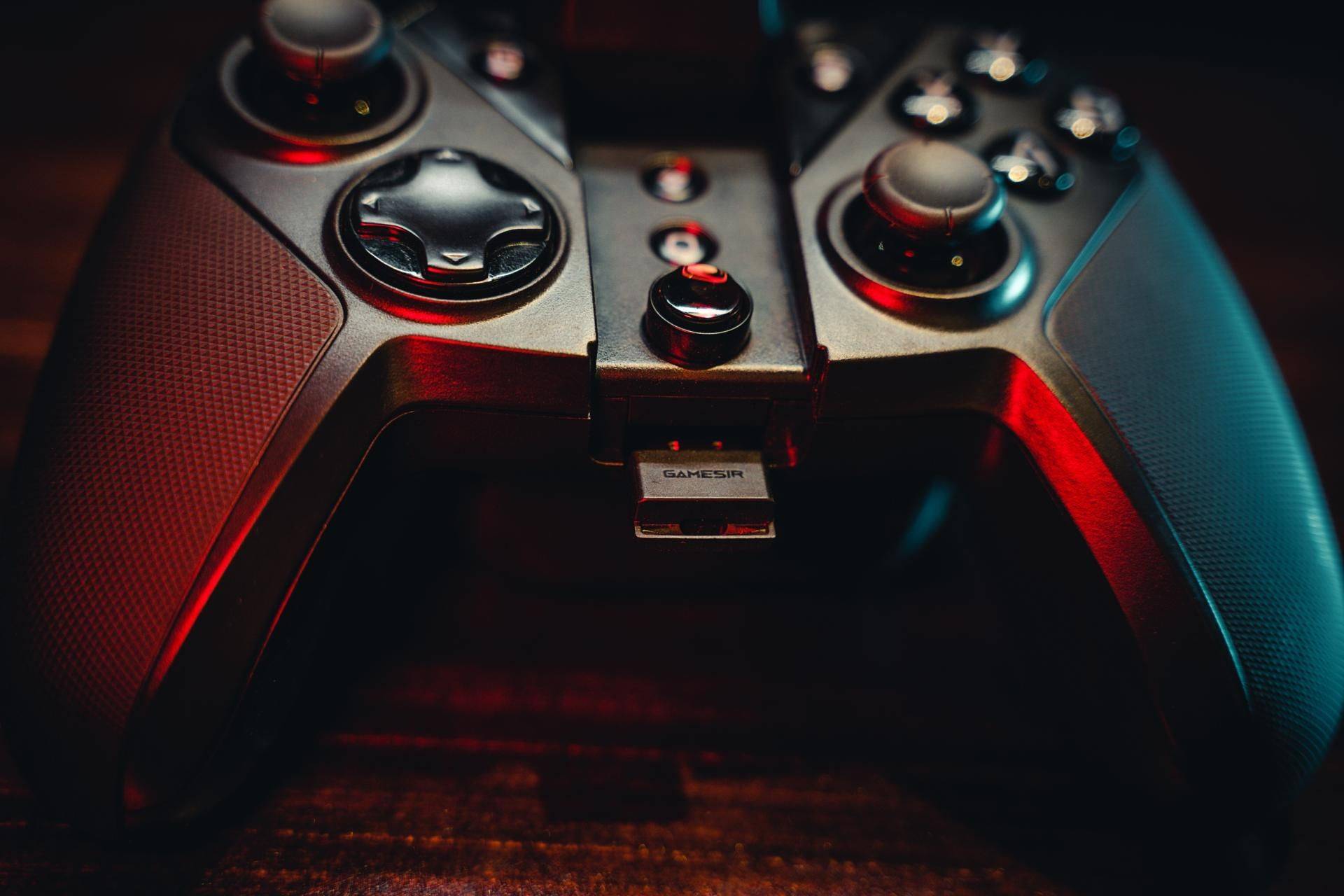 更适合移动平台的一款手柄：盖世小鸡 G4 Pro