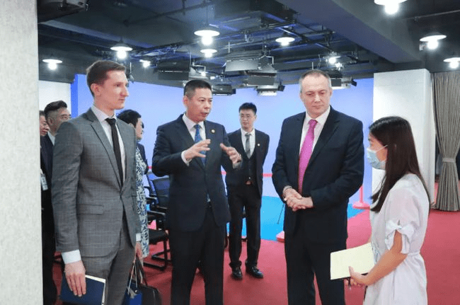 和数集团：<strong></p>
<p>区块链产业</strong>我国区块链产业规模大增至 引领行业向好发展