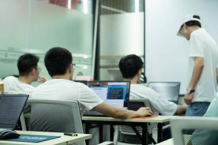 什么是区块链安全<strong></p>
<p>区块链</strong>？