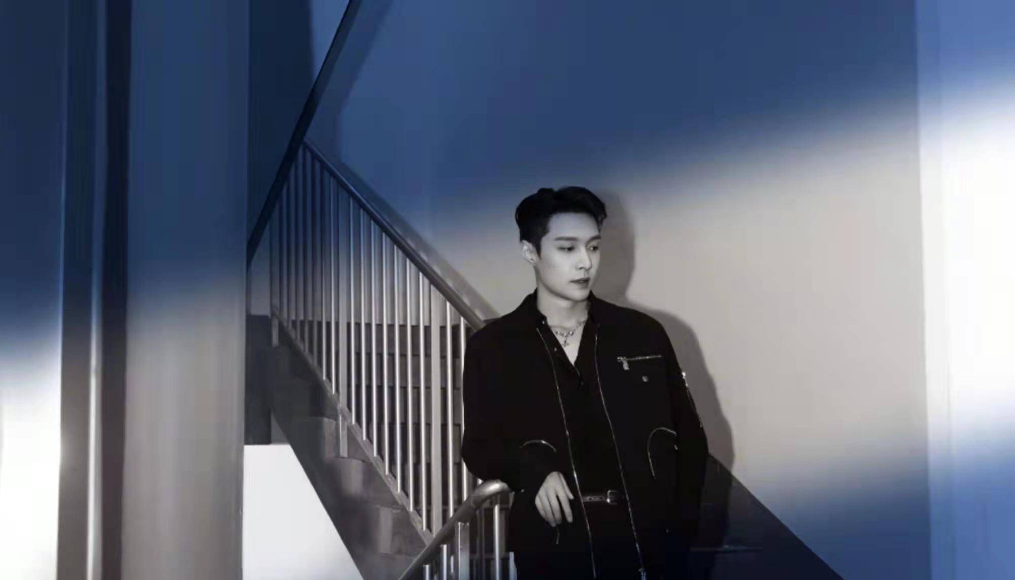 EXO官网没有张艺兴？但是<strong></p>
<p>火币合约官网</strong>，他又回来了