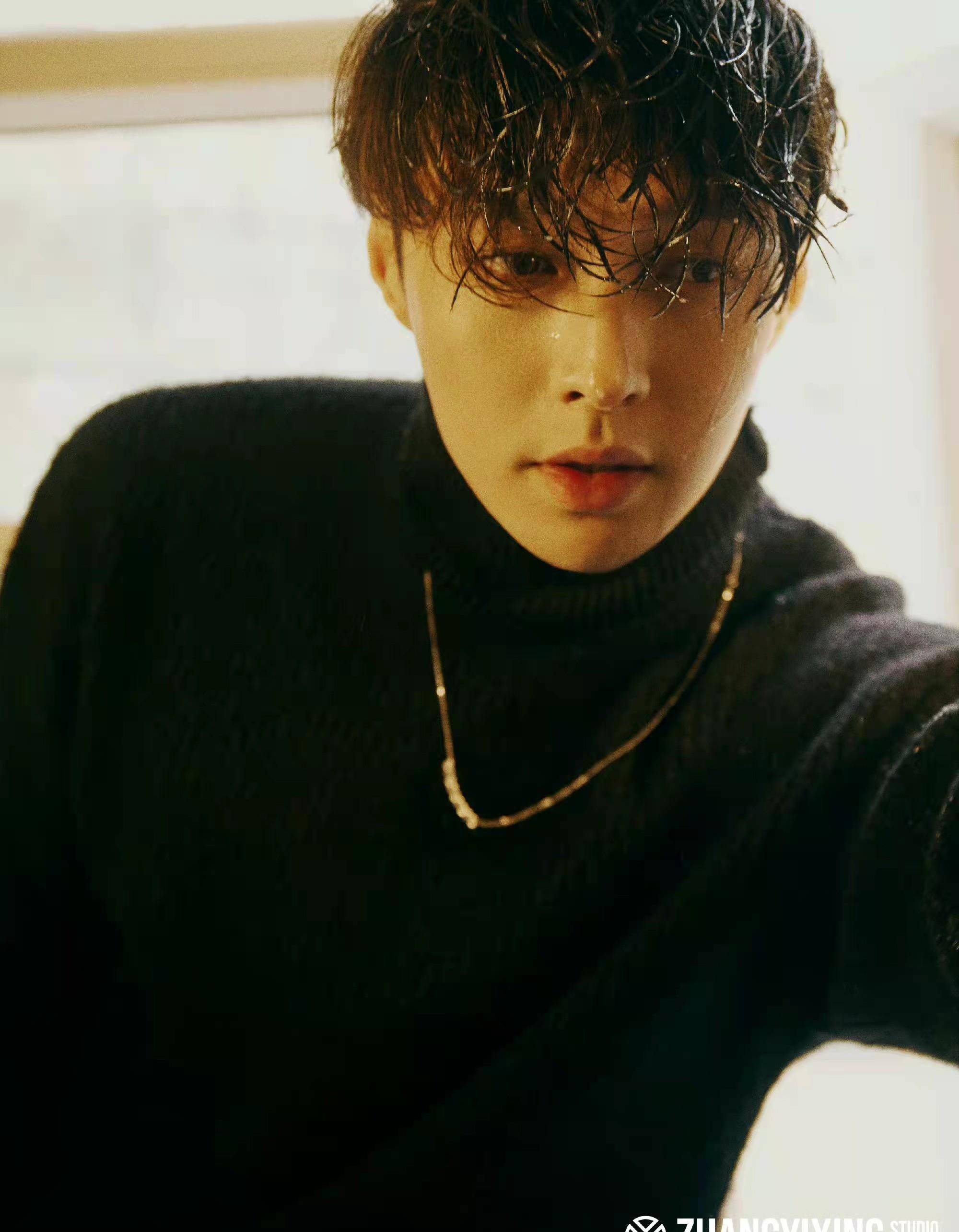 EXO官网没有张艺兴？但是<strong></p>
<p>火币合约官网</strong>，他又回来了