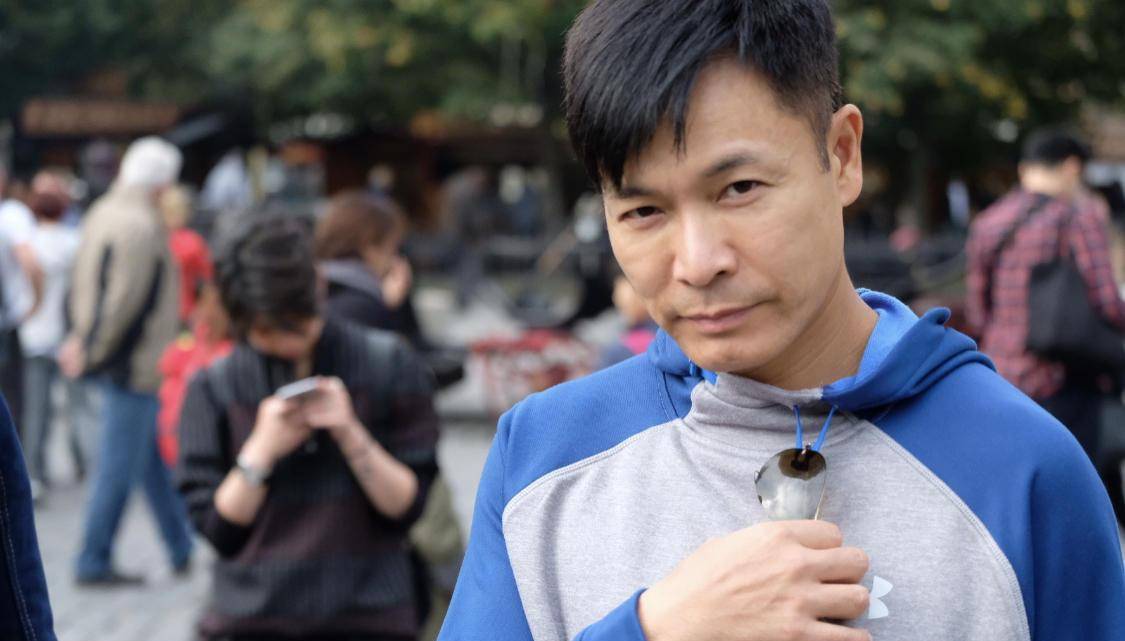 57岁郭晋安离巢了？TVB官网不见其资料<strong></p>
<p>火币合约官网</strong>，本人亲自回应网友安心