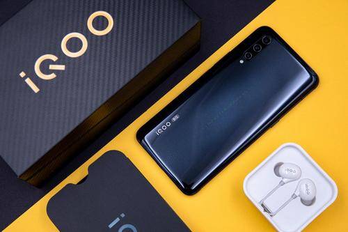 iQOO 10 Pro与小米12PRO相机实拍测评