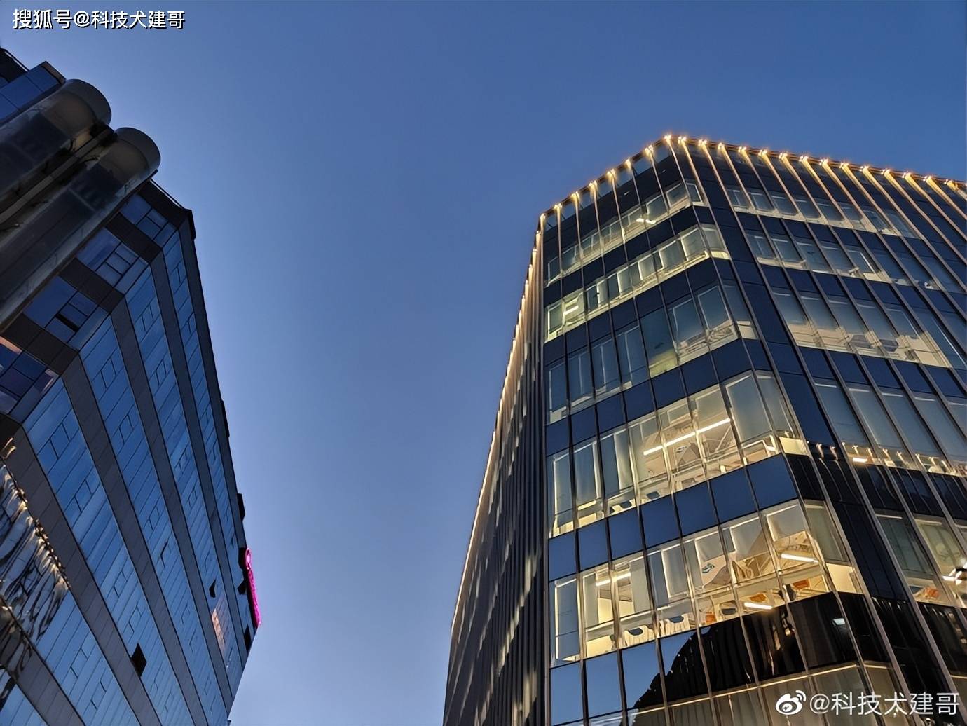 夜拍对比：荣耀70 Pro、荣耀Magic4 Pro、Find X3 Pro<strong></p>
<p>火币网pro</strong>，谁最强