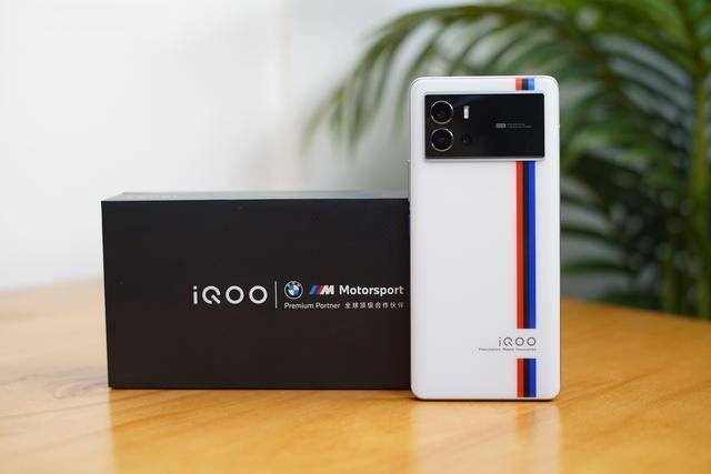 iQOO 10 Pro与小米12S Pro使用体验评测