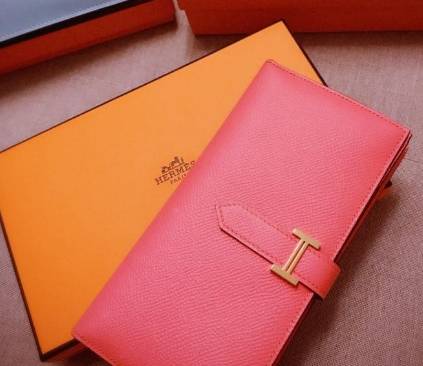 钱包的风水学：什么颜色的钱包可招财？钱包里放什么可聚财？