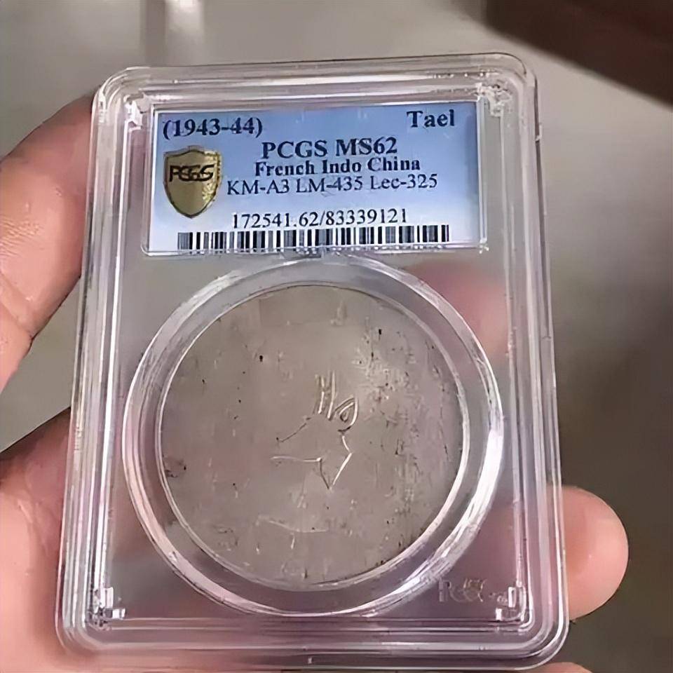 入手裸币<strong></p>
<p>奥币</strong>，还是评级币？