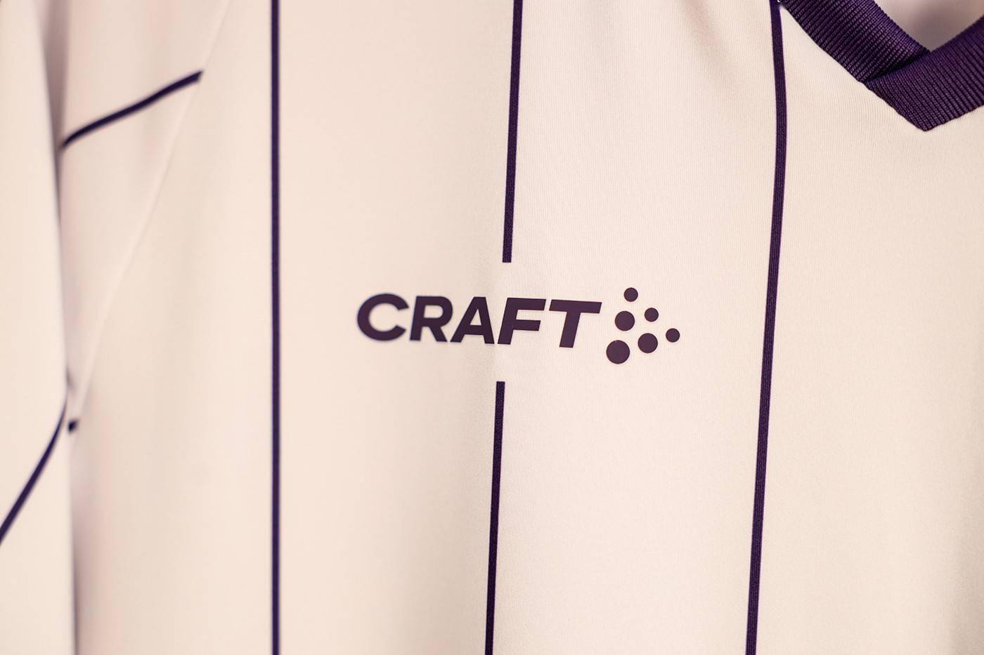 Craft发布图卢兹2022/23赛季主场球衣