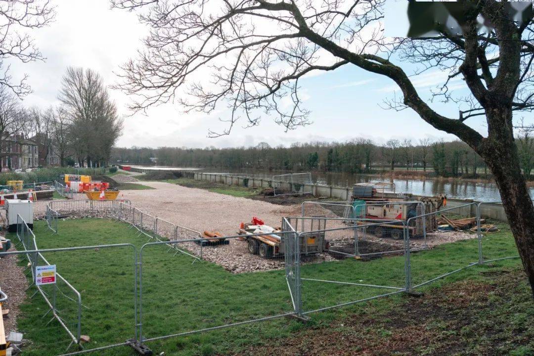 就在今天<strong></p>
<p>ExCraft</strong>！与孩子们一同探索Minecraft的世界