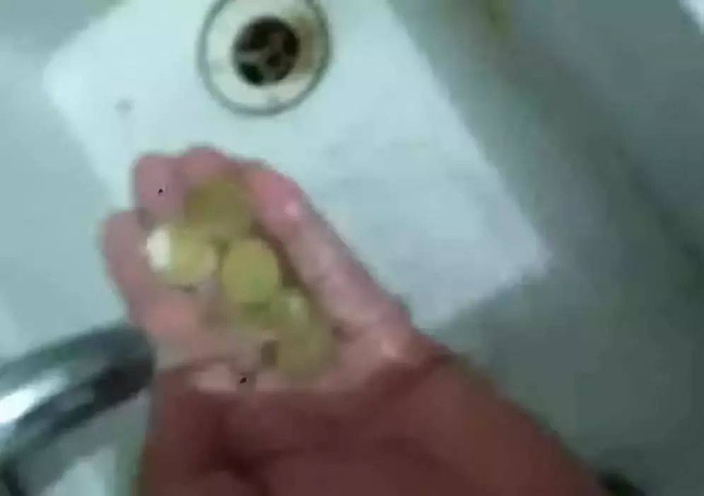 小心<strong></p>
<p>币界</strong>！你收藏的梅花套币可能是水洗币！