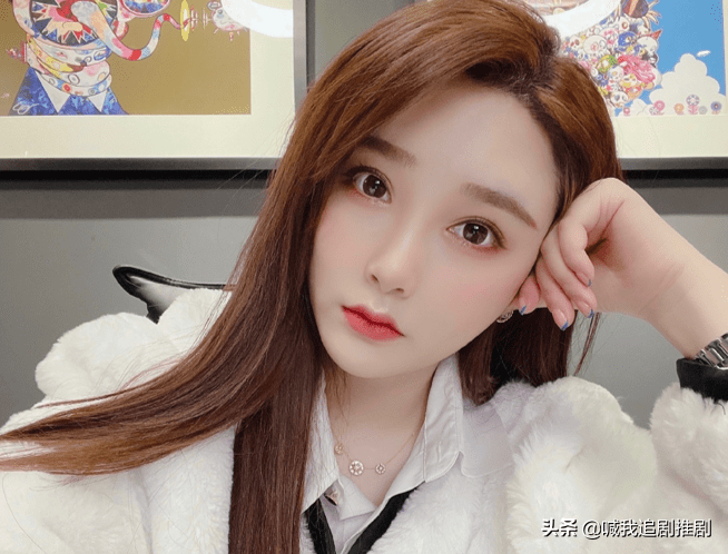 乐华练习生江璟儿被SDT老板求婚<strong></p>
<p>RSDT</strong>，曾是孟美岐队友