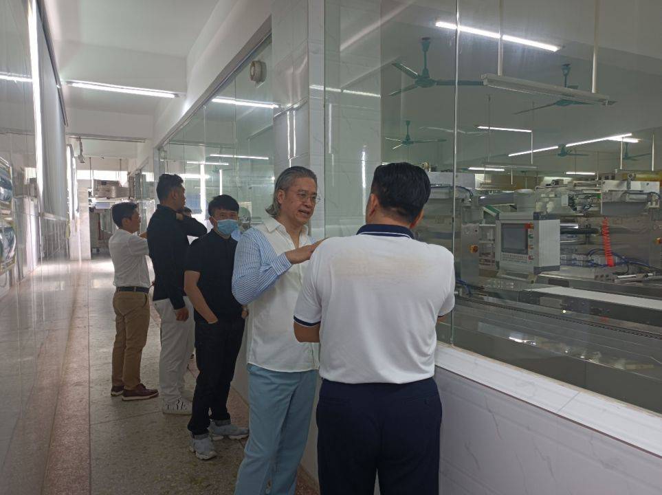 海龙阁大月饼<strong></p>
<p>龙阁</strong>，真材实料好品质