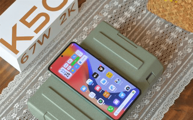 从红米K40换成红米K50<strong></p>
<p>红米</strong>，谈谈618这么换机值不值？