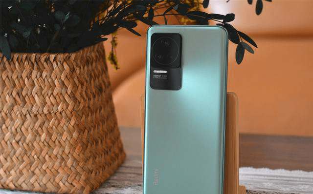 从红米K40换成红米K50<strong></p>
<p>红米</strong>，谈谈618这么换机值不值？