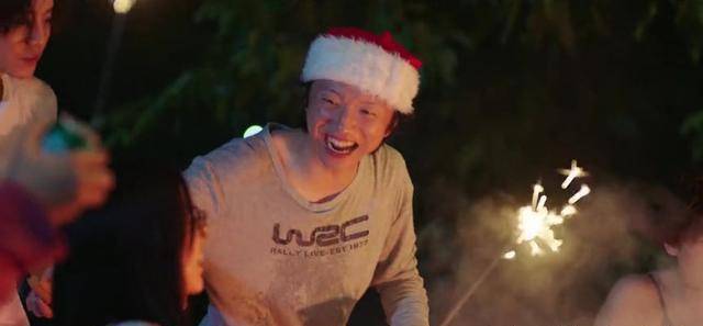 生日礼物是白花花的馒头<strong></p>
<p>1COIN</strong>，鹿晗的1COIN如此不堪了吗？你理解错了