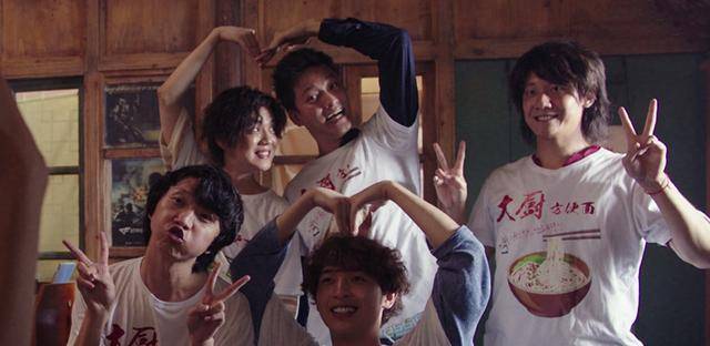 披着游戏皮的悬疑片<strong></p>
<p>1COIN</strong>，《穿越火线》中段高燃，编剧说目前算中能