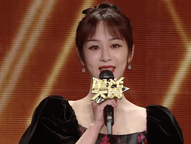 微博之夜投票结果出炉<strong></p>
<p>KING</strong>，肖战杨紫以绝对优势再次当选KING和QUEEN