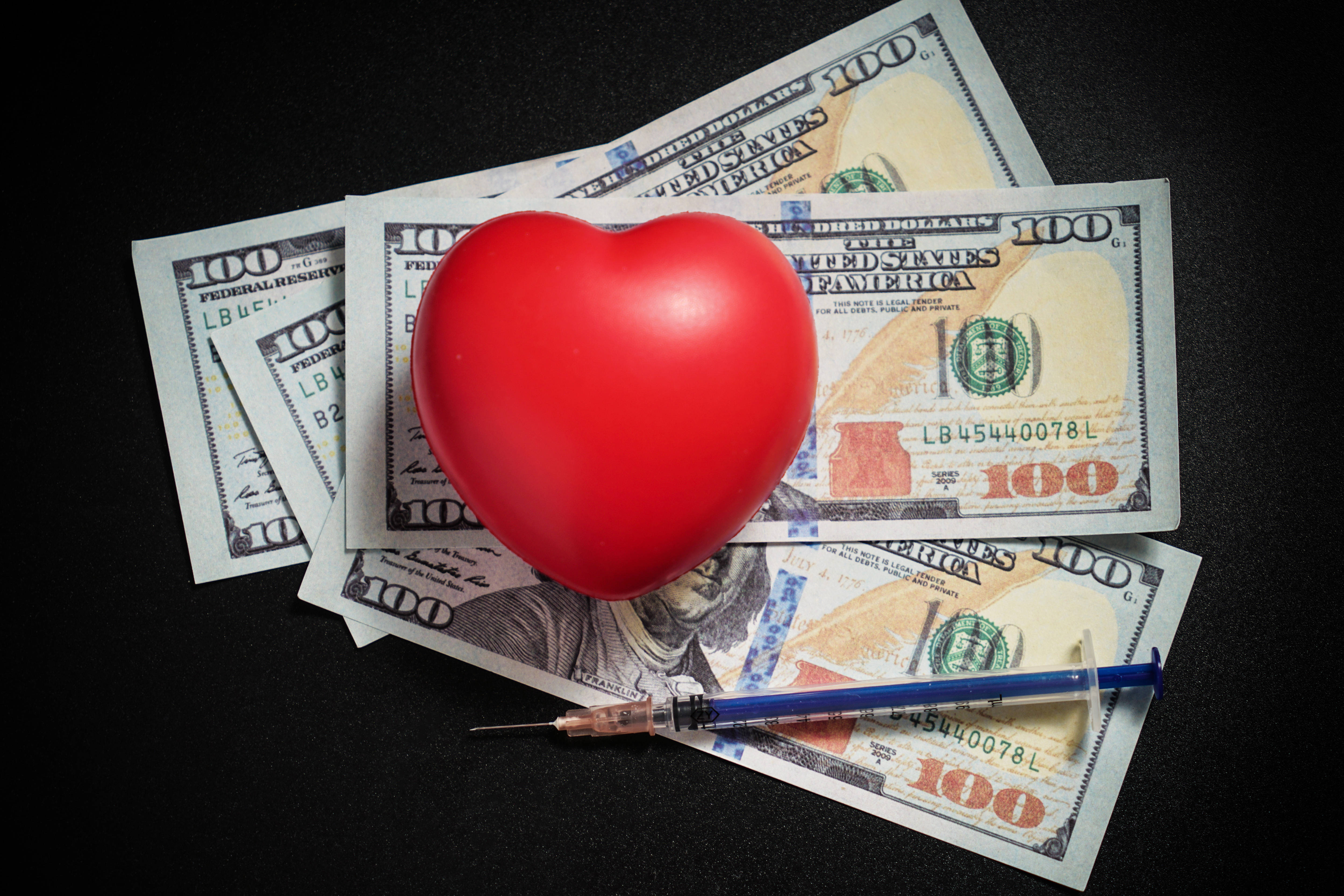 股权转让完成<strong></p>
<p>上投摩根基金管理</strong>，上投摩根基金正式改名为摩根基金