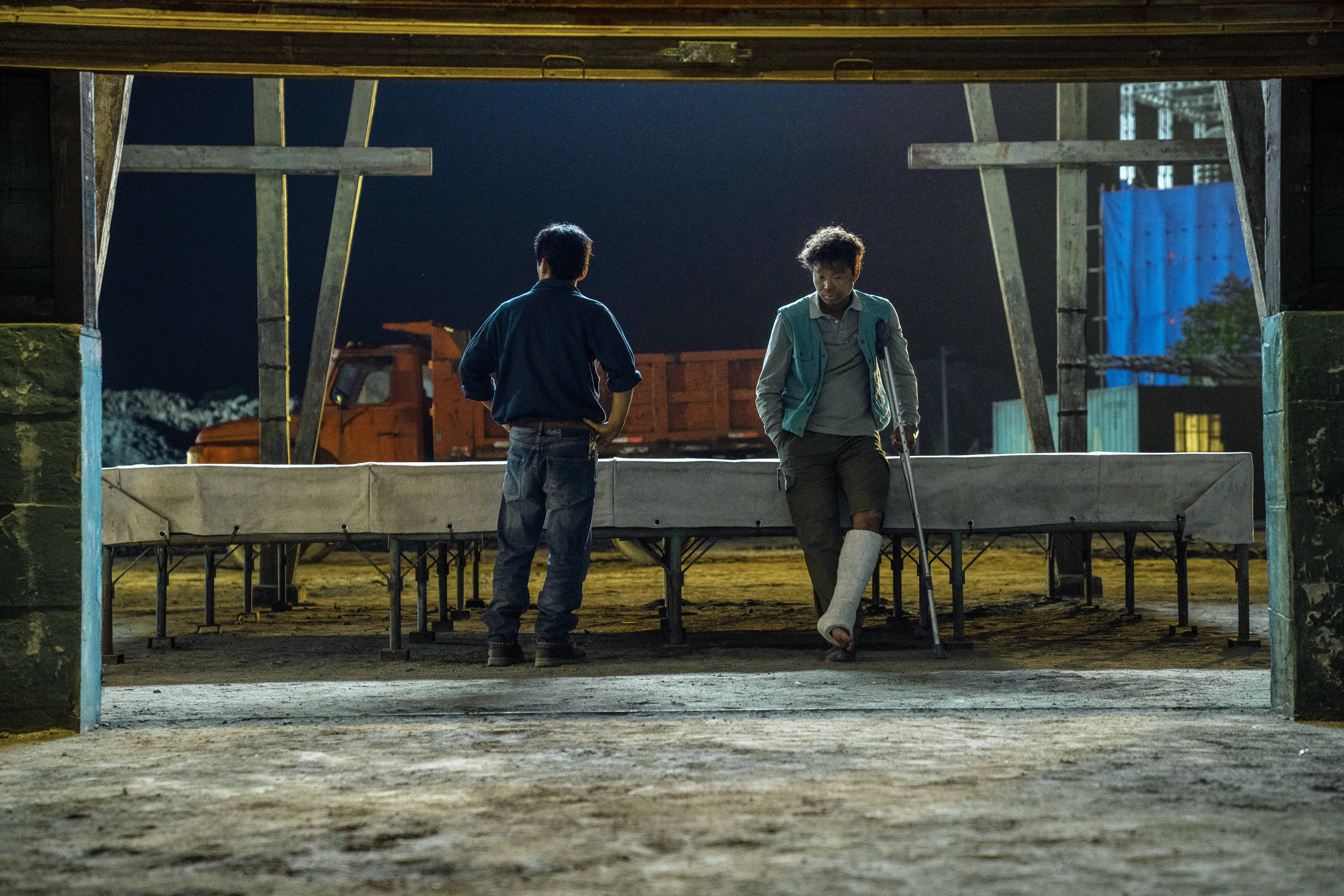 王迅：《八角笼中》中去表演化<strong></p>
<p>去中心化</strong>，出来的效果最真实丨角色