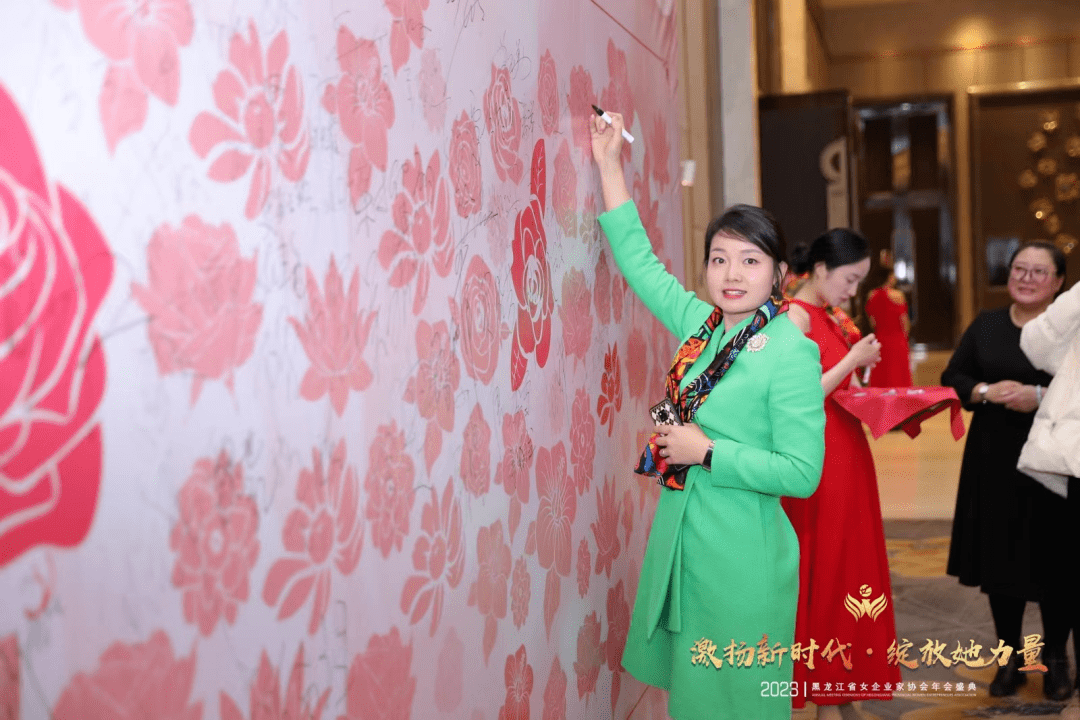 搭建平台 促进交流与发展