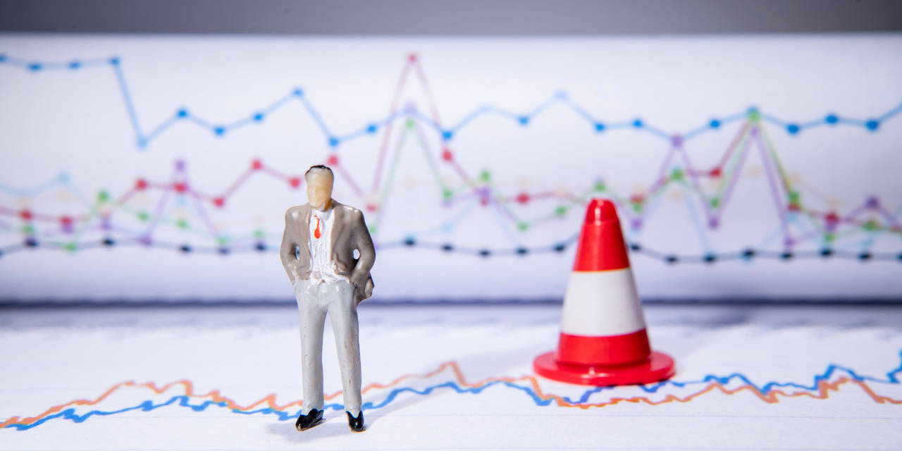 近期人民币贬值压力和去年下半年有何异同<strong></p>
<p>币和交易平台</strong>？