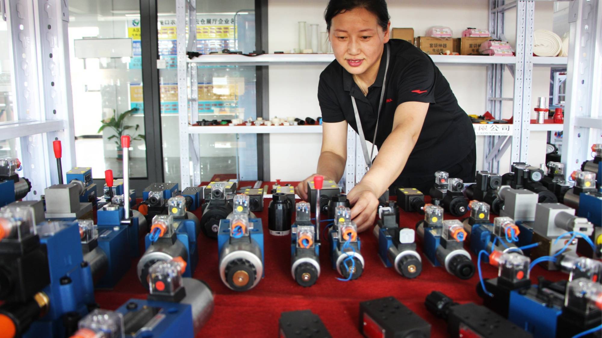 河北高阳：搭建农机新平台 铺就产业快车道