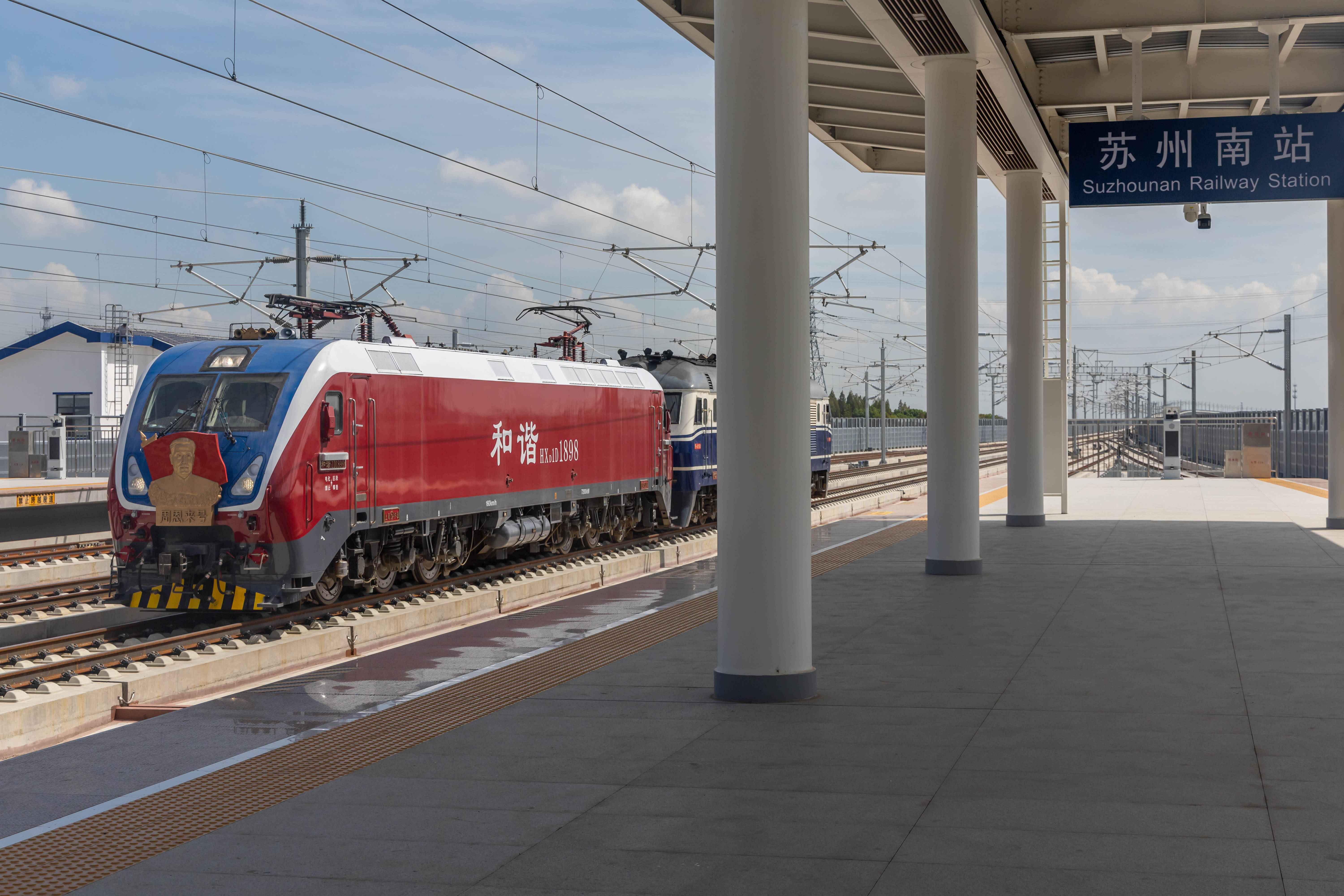 沪苏湖高铁启动接触网热滑试验