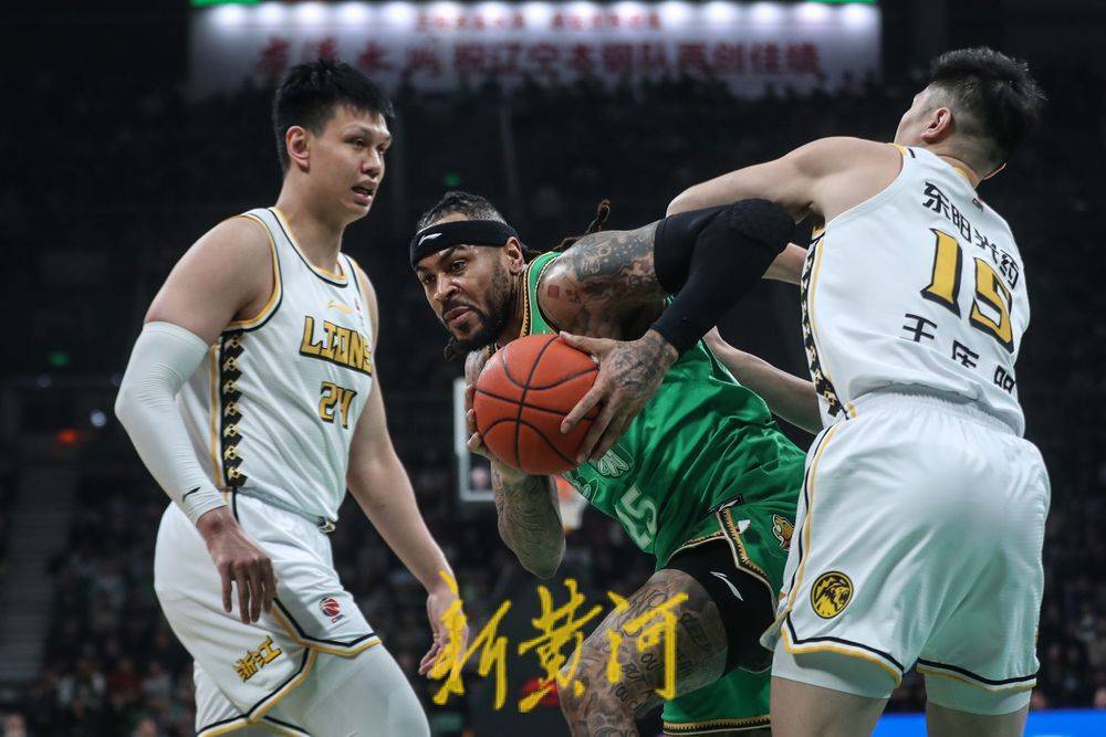 外援新政让CBA更“刺激”<strong></p>
<p>gate平台</strong>，山东男篮第四外援会选谁？