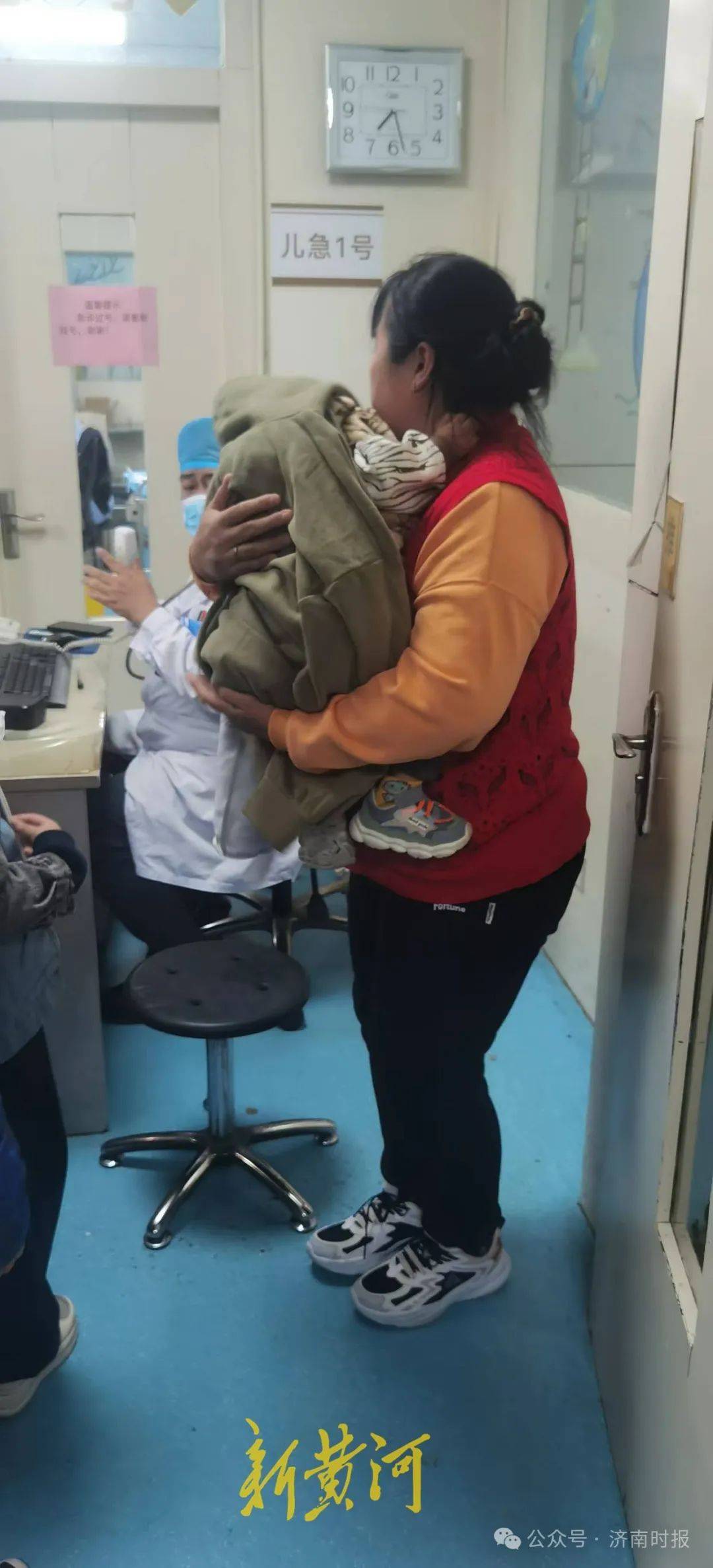 事发凌晨！鲁AF00133驾驶员<strong></p>
<p>西安市诚信平台交易中心</strong>，你做的好事藏不住了