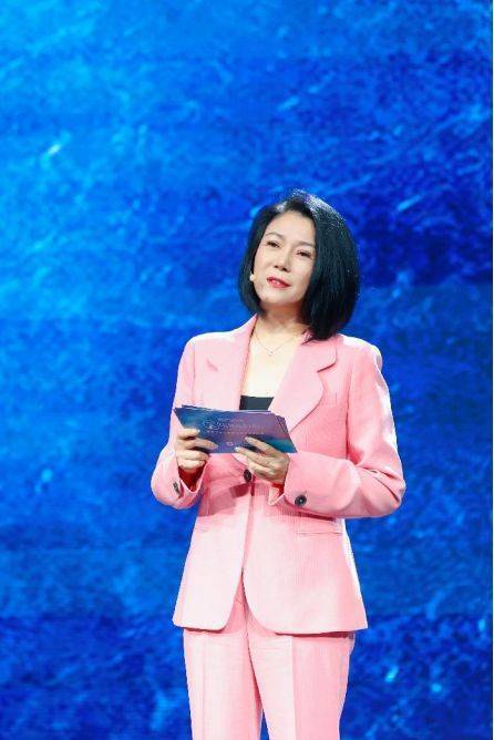 出海吧<strong></p>
<p>币全交易平台</strong>，姐姐！2024中国女性领航者大会暨天下女人国际论坛十周年庆典成功举行