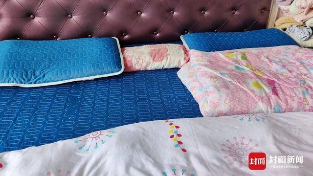 雇主突然失联<strong></p>
<p>炒原油交易平台</strong>，月嫂带女婴回家抚养三年 女儿埋怨“待外人更好”