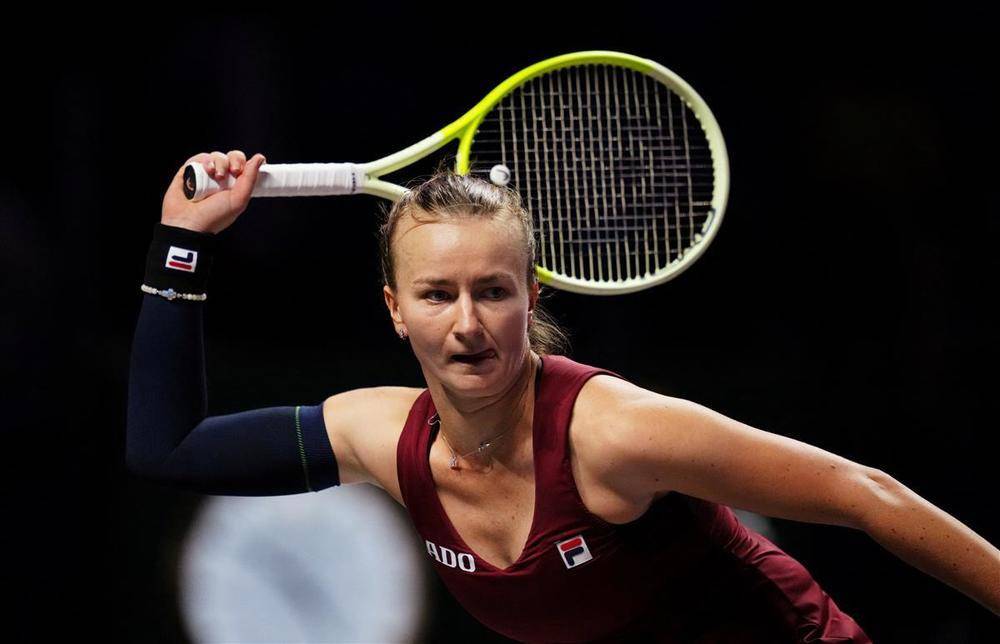 郑钦文vs克雷吉茨科娃<strong></p>
<p>0x平台</strong>！WTA年终总决赛半决赛对阵出炉