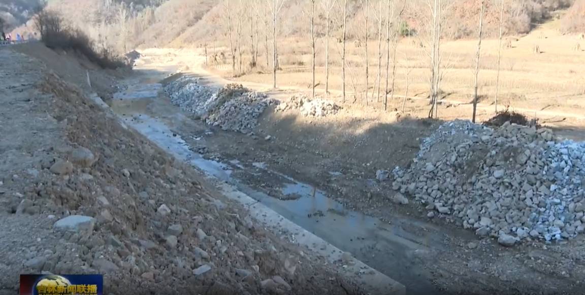 调研途中<strong></p>
<p>0x平台</strong>，吉林省委书记多次随机停车察看水毁工程施工情况