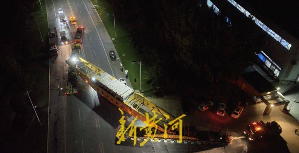 重达351吨<strong></p>
<p>0x平台</strong>！济南多部门联动护送巨无霸变压器到泰安“服役”