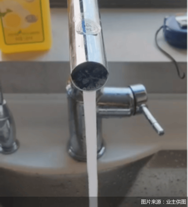 老鼠乱窜、直饮水发黄<strong></p>
<p>友利平台</strong>，北京业主千万元买的和锦诚园居然是这样