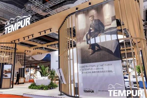 上海“以旧换新”补贴范围扩大<strong></p>
<p>友利平台</strong>！电吹风、剃须刀、台灯、腰托等都能享受补贴了