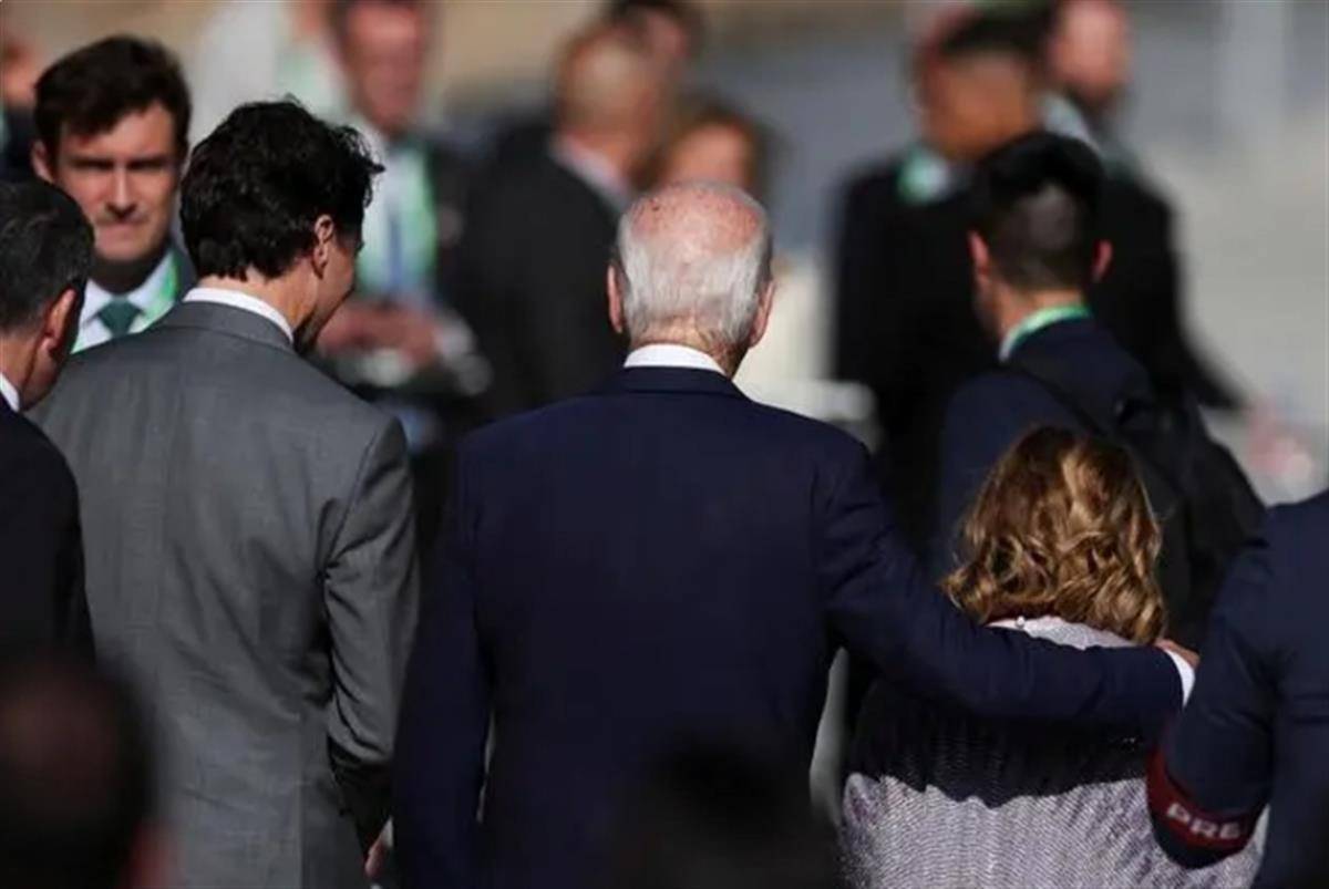 G20峰会“全家福”史上第一次重拍<strong></p>
<p>币安交易所平台</strong>，拜登赶上任内最后一张“大合影”，此前白宫否认“被冷落”