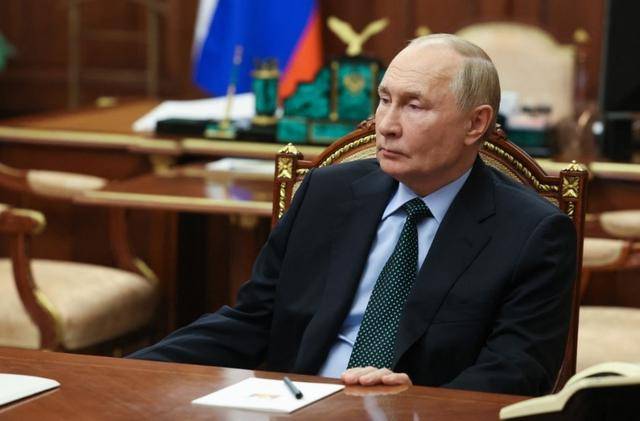 普京刚批准核学说<strong></p>
<p>币安交易所平台</strong>，本土就遭美制导弹袭击，战术核武器已在弦上？