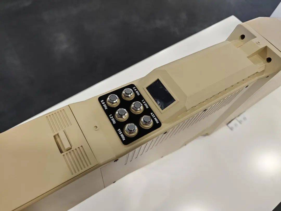 并非“人傻钱多”<strong></p>
<p>公信宝在什么平台交易</strong>，国际发动机厂商的“绿色”决心与中东展商“自主国防”的决心