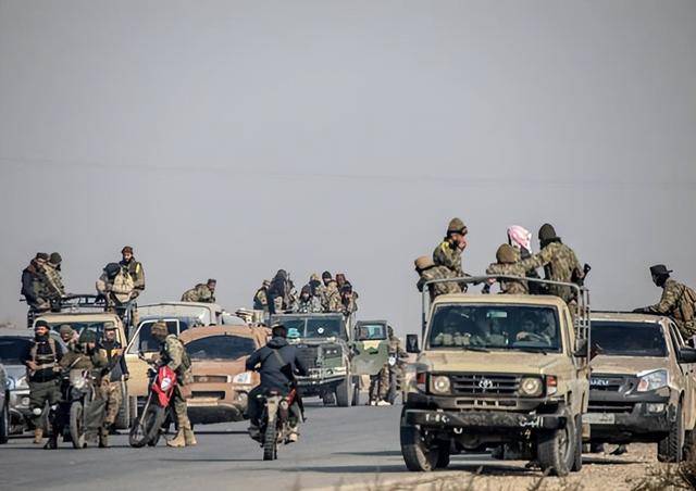 先入大马士革为王<strong></p>
<p>国内交易平台</strong>，叙叛军开始狂欢，“第二个利比亚”即将诞生