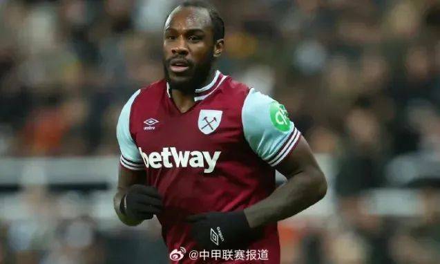 知名球星突发车祸<strong></p>
<p>国内交易平台</strong>！法拉利被撞烂