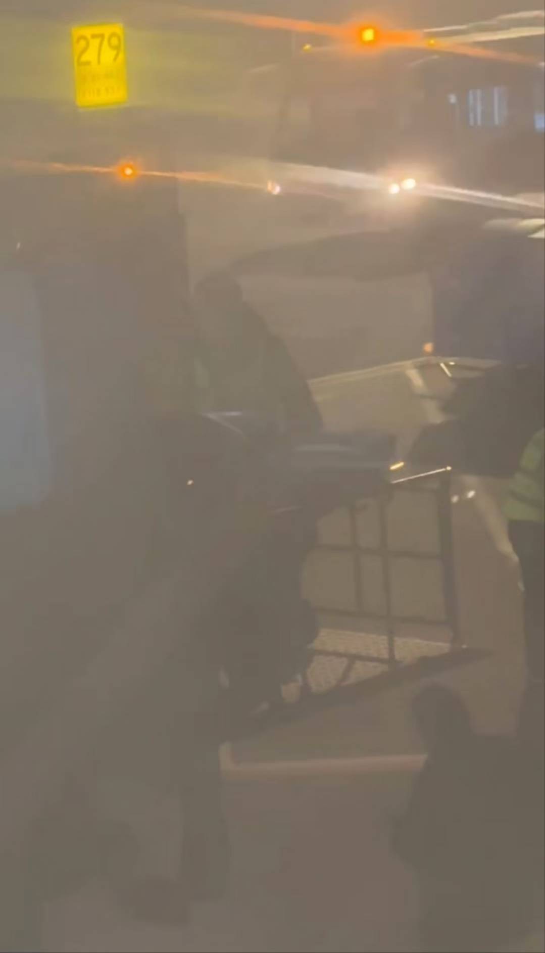 东航一航班飞行过半有乘客发生窒息<strong></p>
<p>bleutrade交易平台</strong>？南京机场回应：有发生该急救情况