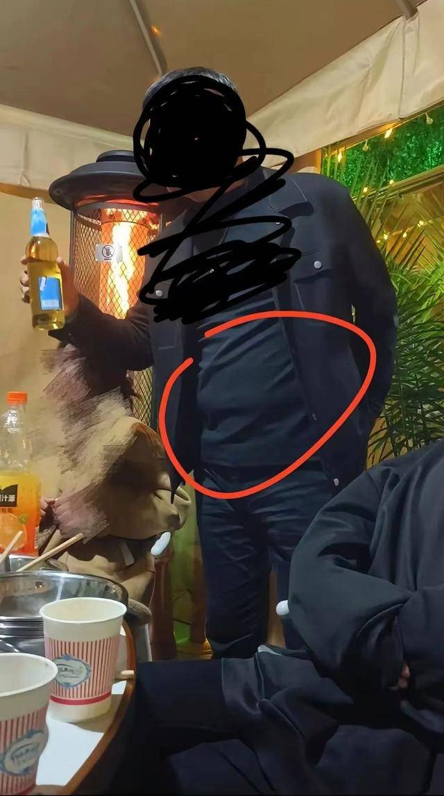 21岁前台称拒绝潜规则被辞退<strong></p>
<p>深圳交易平台</strong>，涉事饭店已支付赔偿金，上线“提拔套餐”遭大量差评