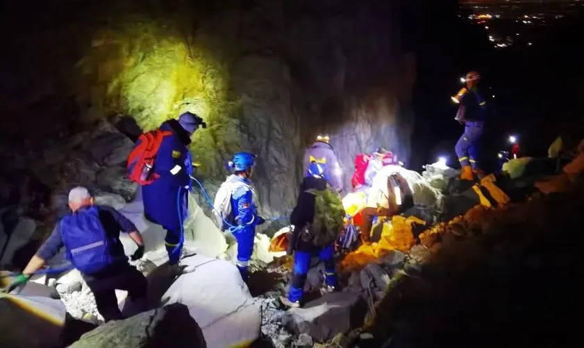 北京一男子带娃登山意外身亡<strong></p>
<p>币币通交易平台</strong>！8岁孩子：以为爸爸只是睡着了