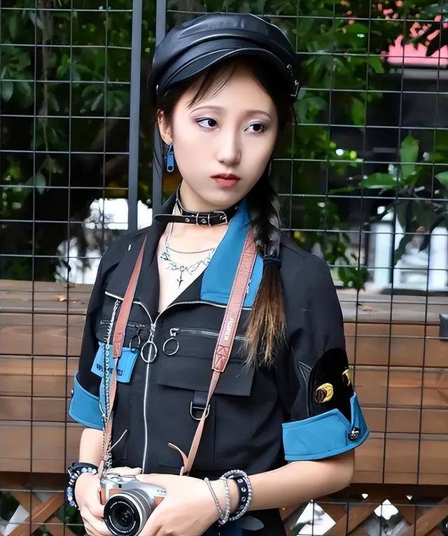 17岁少女神似林黛玉<strong></p>
<p>币币通交易平台</strong>，艺考惊艳评委，网友惊呼：陈晓旭重生！