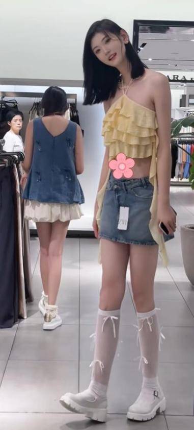 女孩身高2米26貌美如花<strong></p>
<p>币特币交易平台</strong>，妈妈天天发愁：白长这么漂亮，没人敢追